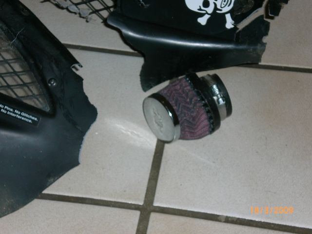 So sah der Arme aus nach dem ersten voll crash