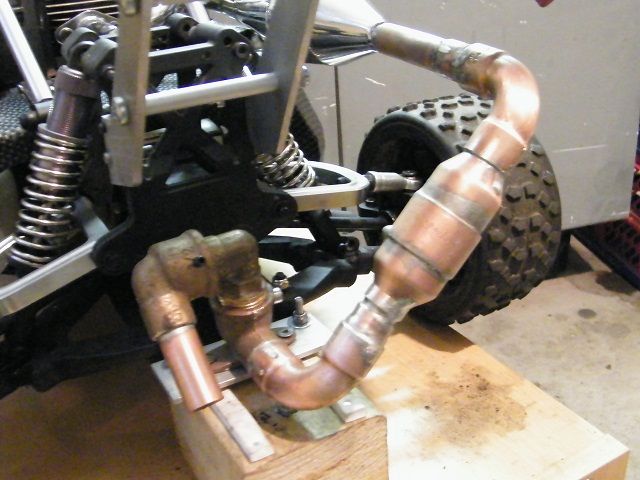 Eigenbau Silencer und Spoilerhalterung