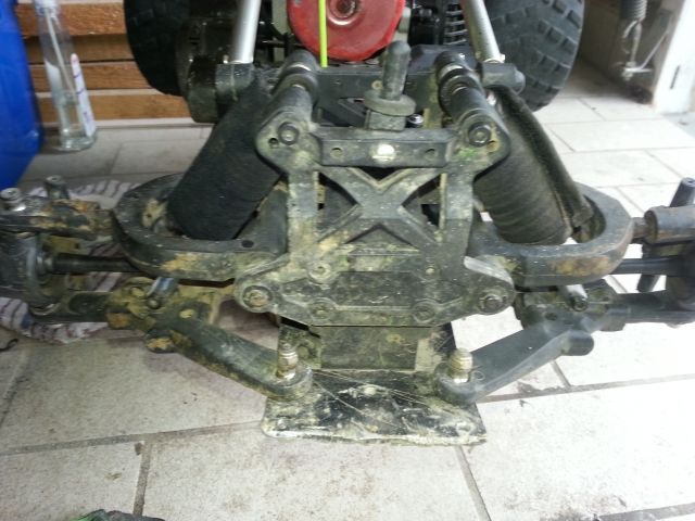 Die ersten Bilder vom CF2 4WD